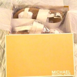 Women’s (US) Size 10M Michael Kors Sandals